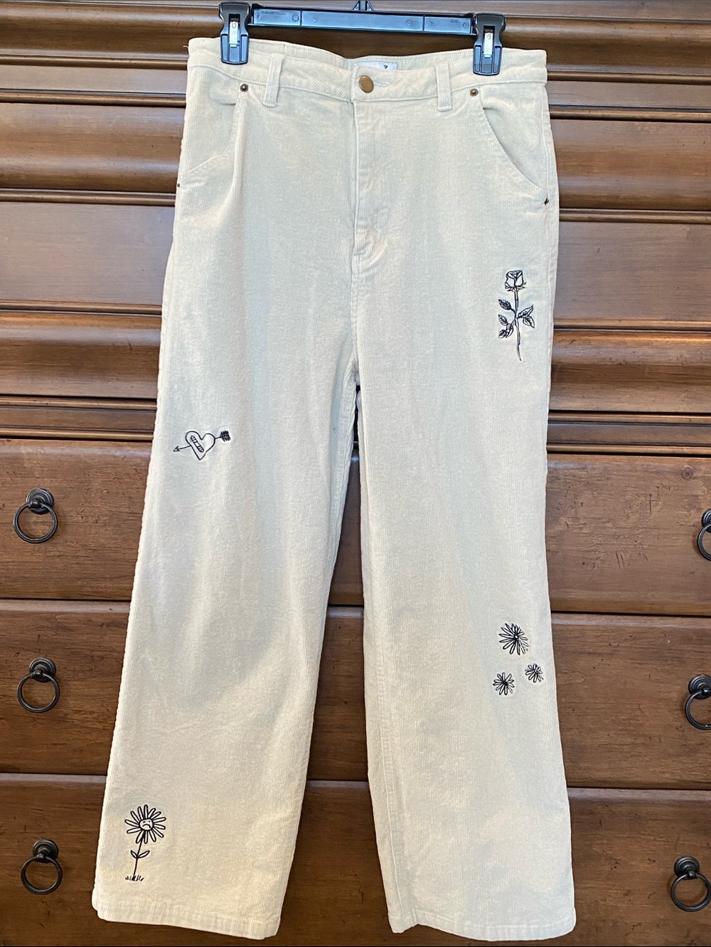 Melodie by Melodie Perrault Embroidered Cream Corduroy Pants Size 10